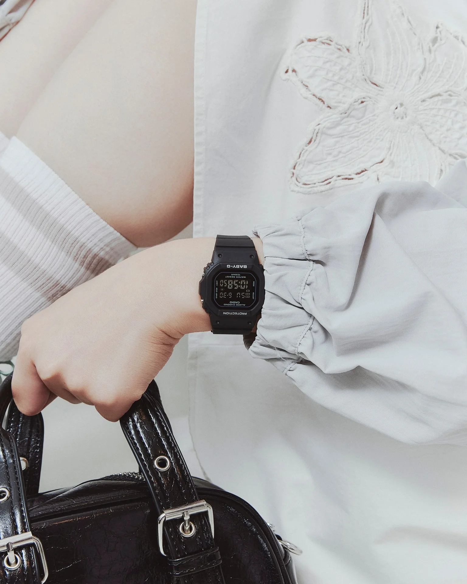 CASIO BABY-G BGD-565U-1DR STANDARD DIGITAL BLACK WATCH - Image 4