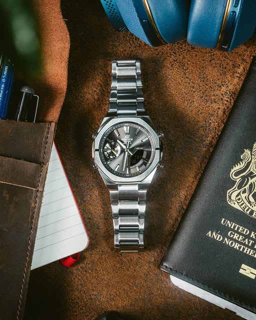 CASIO EDIFICE ECB-S10D-8ADF SMARTPHONE LINK MEN WATCH - Image 9