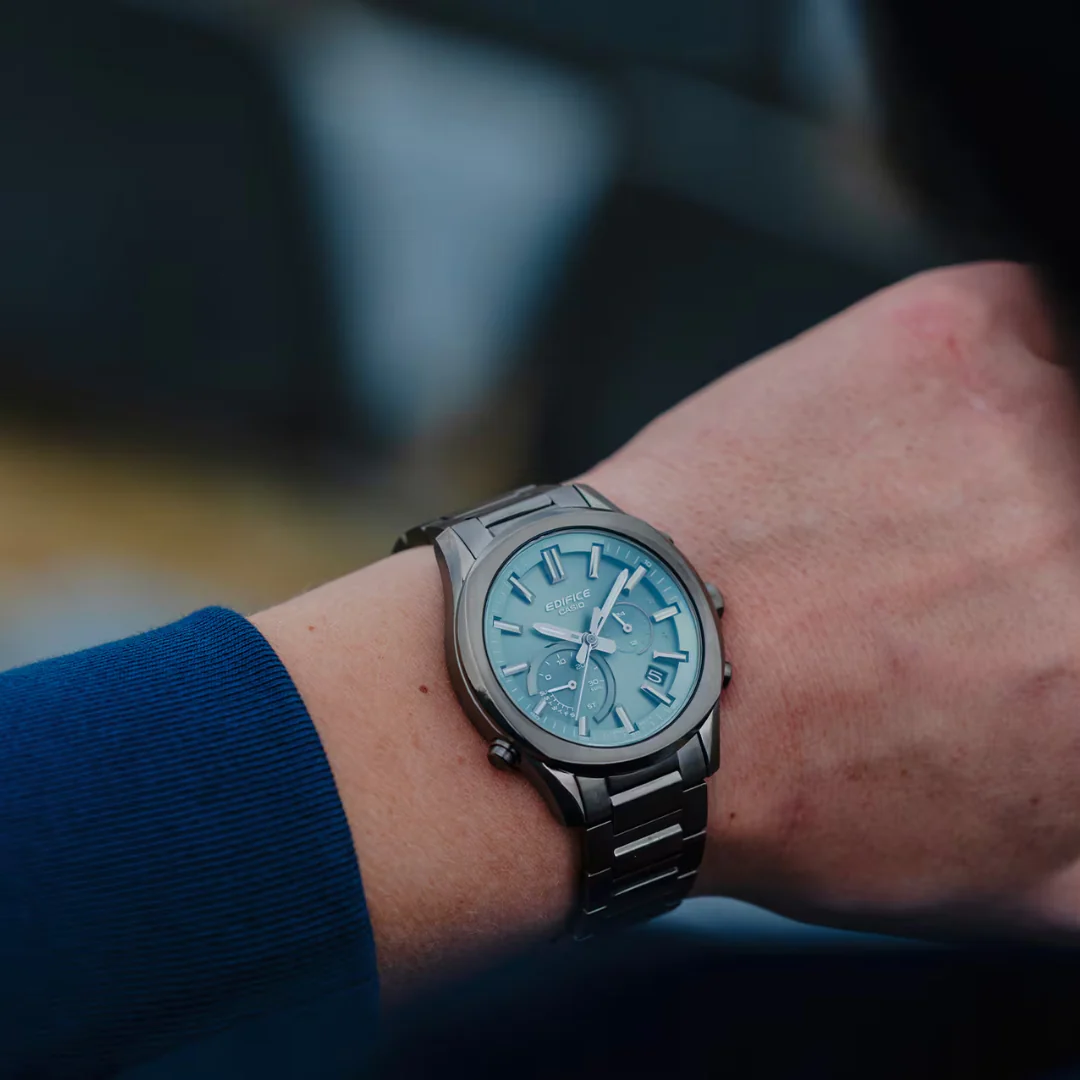 CASIO EDIFICE EQB-1300DC-3ADF SMARTPHONE LINK MEN WATCH - Image 3