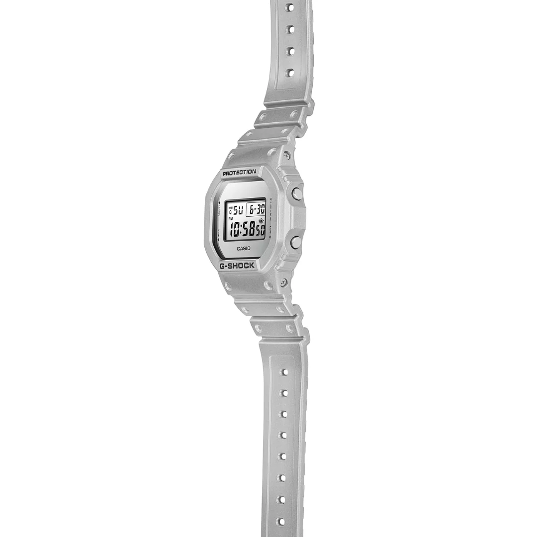 CASIO G-SHOCK DW-5600FF-8DR DIGITAL METALLIC SILVER WATCH - Image 7