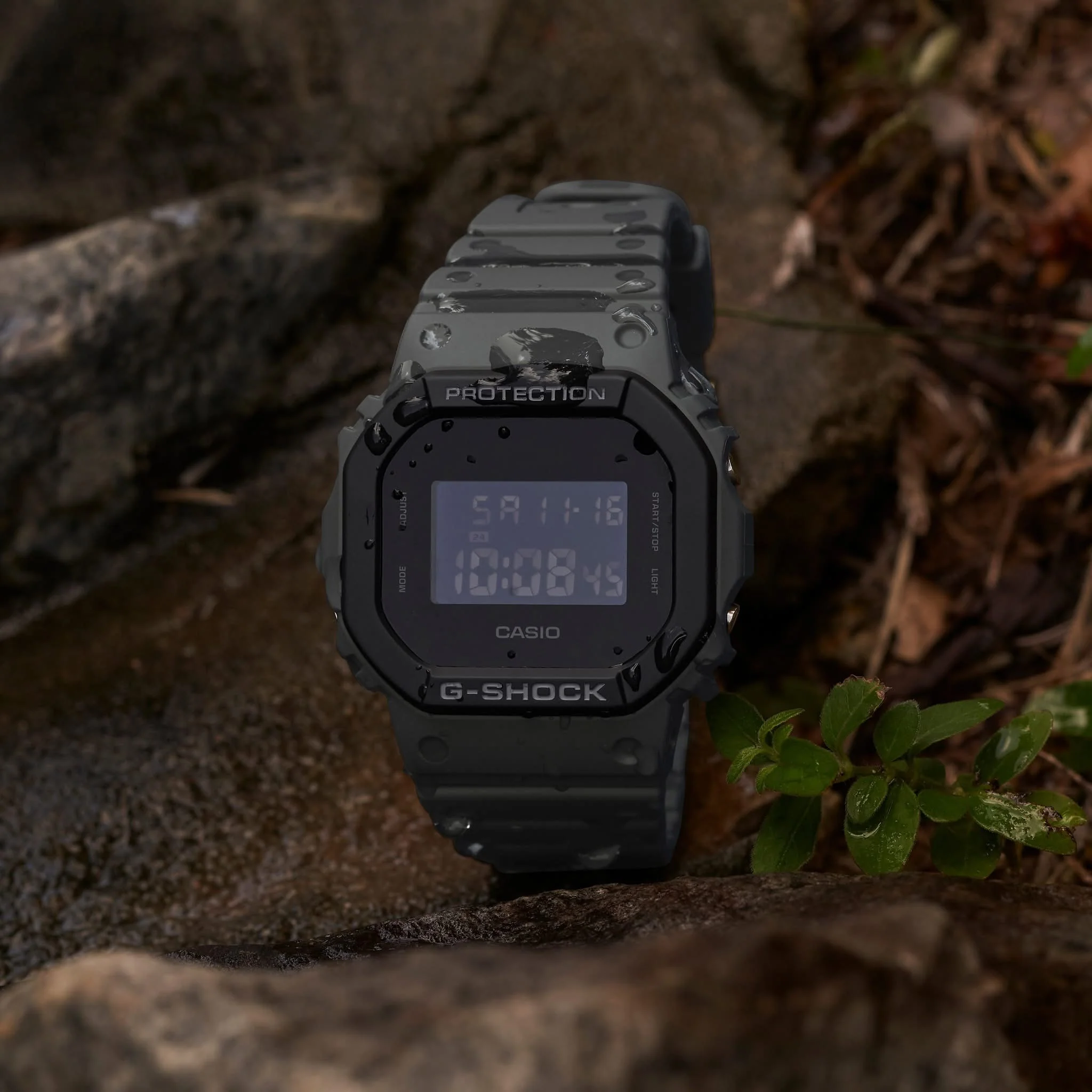 CASIO G-SHOCK DW-5610UU-8DR URBAN UTILITY DIGITAL GREY WATCH - Image 9