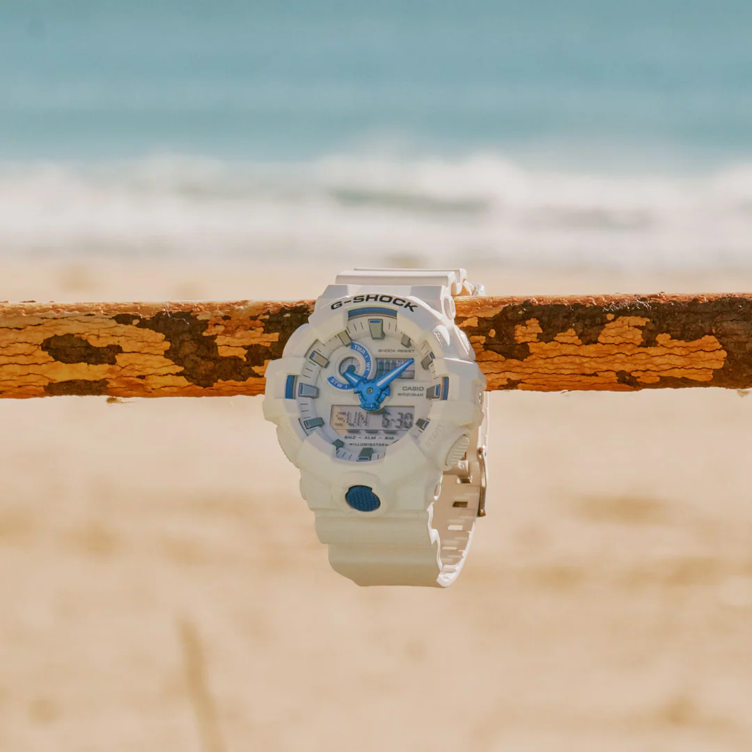 CASIO G-SHOCK GA-700HDS-7ADR STANDARD ANALOG-DIGITAL WHITE WATCH - Image 5