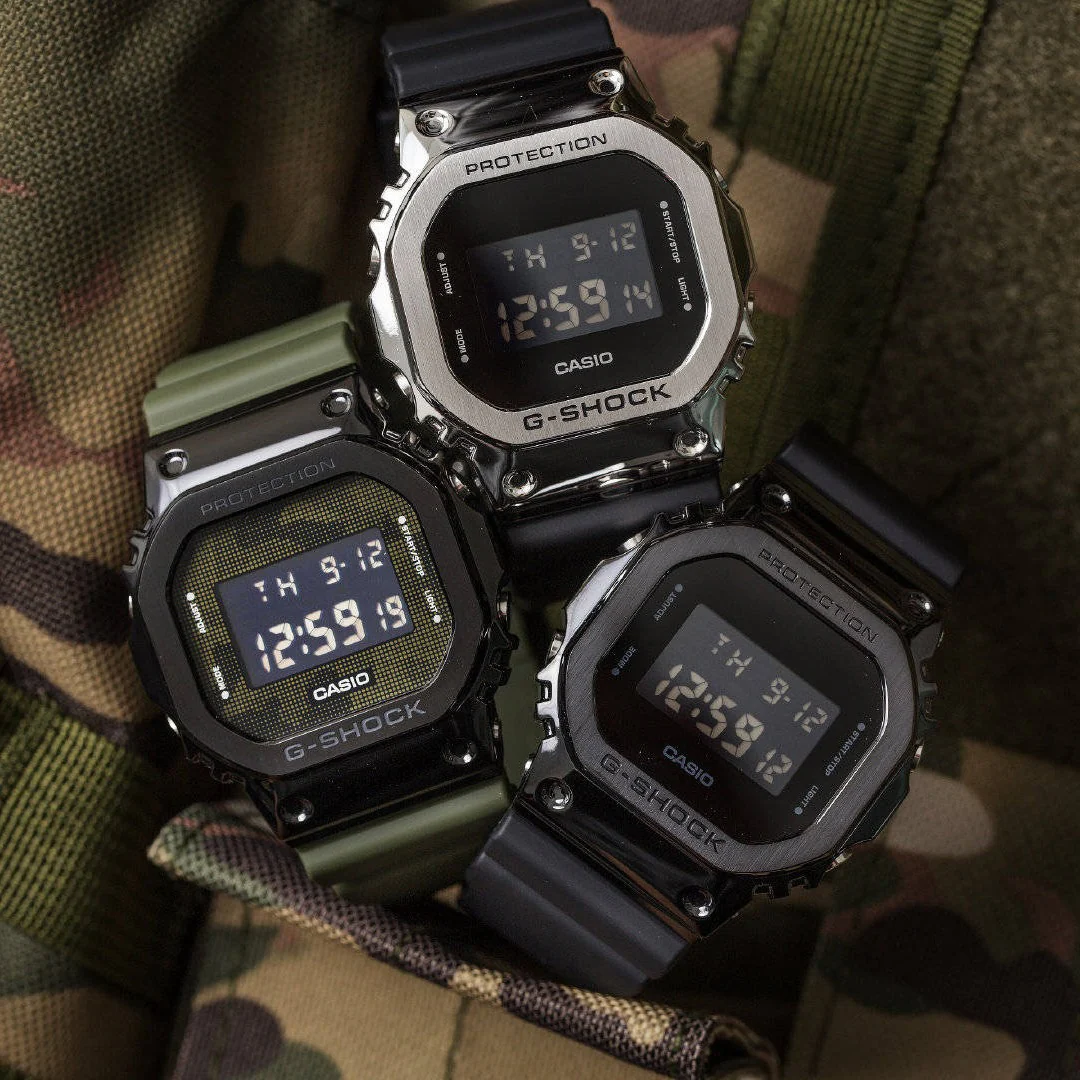 CASIO G-SHOCK GM-5600U-1DR DIGITAL SILVER BLACK WATCH - Image 13