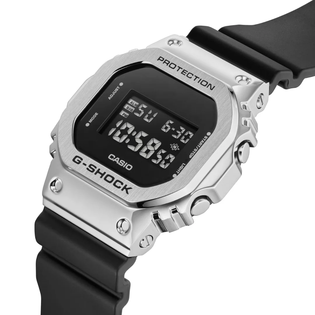 CASIO G-SHOCK GM-5600U-1DR DIGITAL SILVER BLACK WATCH - Image 6
