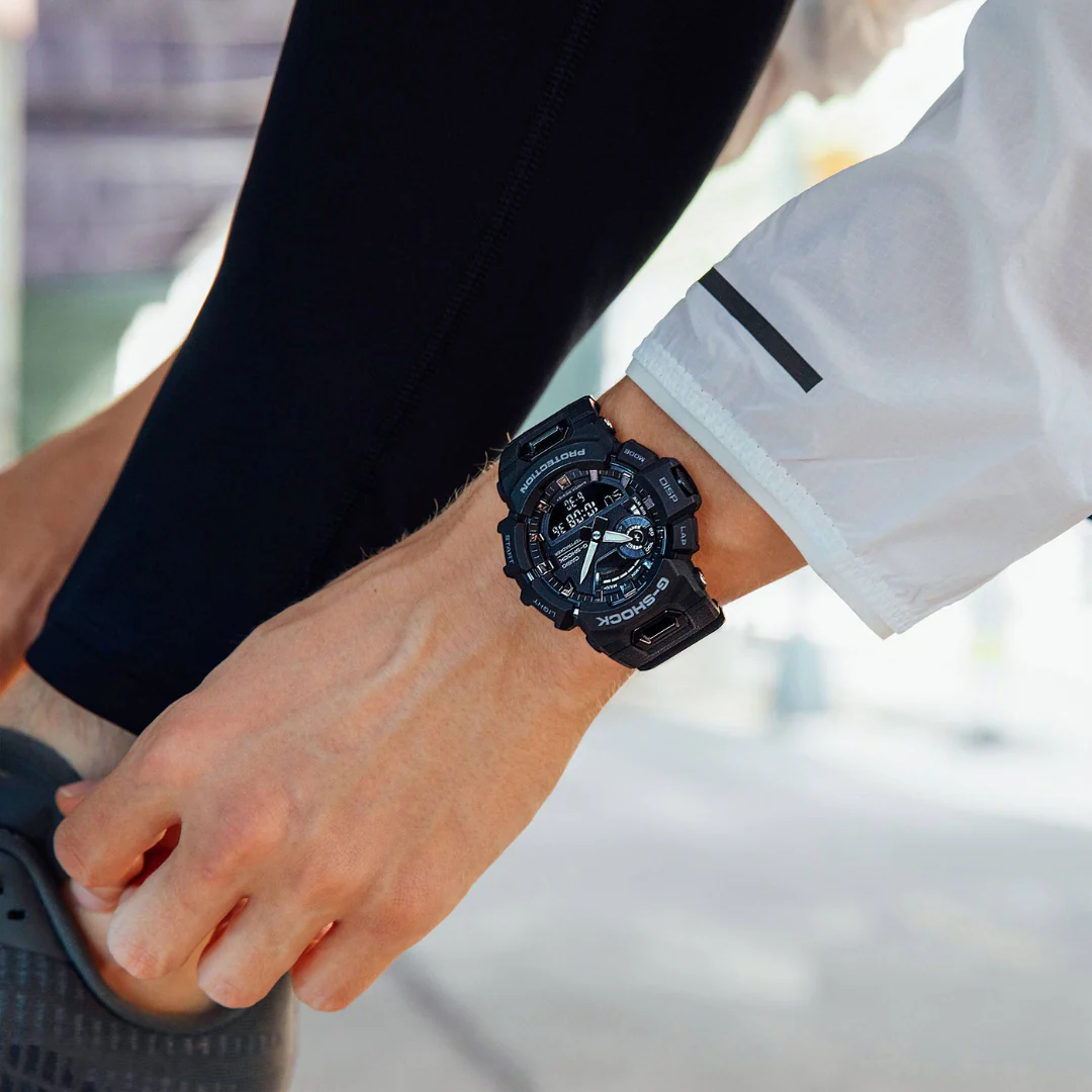 CASIO G-SHOCK SPORTS GBA-900-1ADR G-SQUAD BLACK WATCH - Image 4