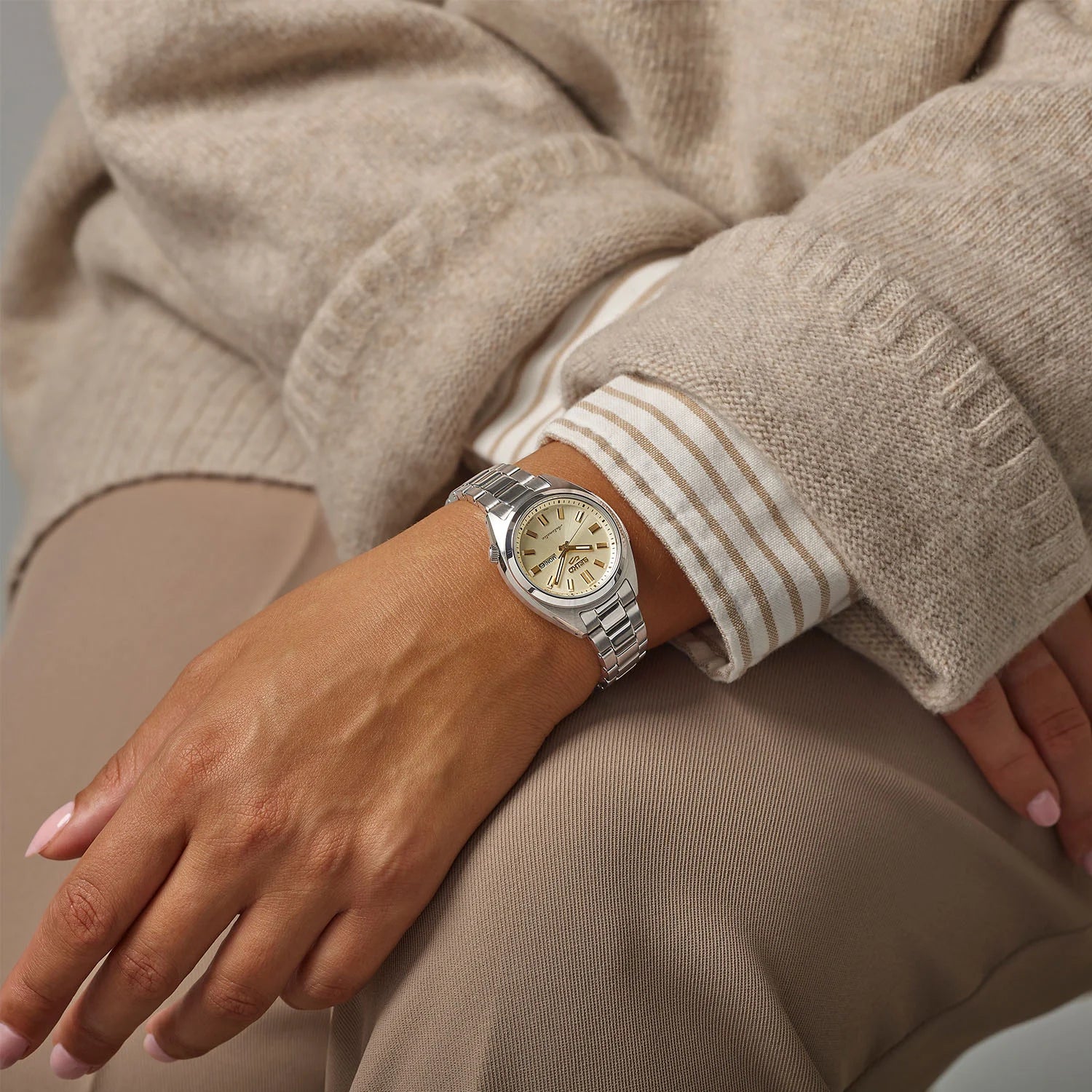 SEIKO 5 SPORTS SRE023K1 SNXS SERIES AUTOMATIC WOMEN WATCH - Image 3