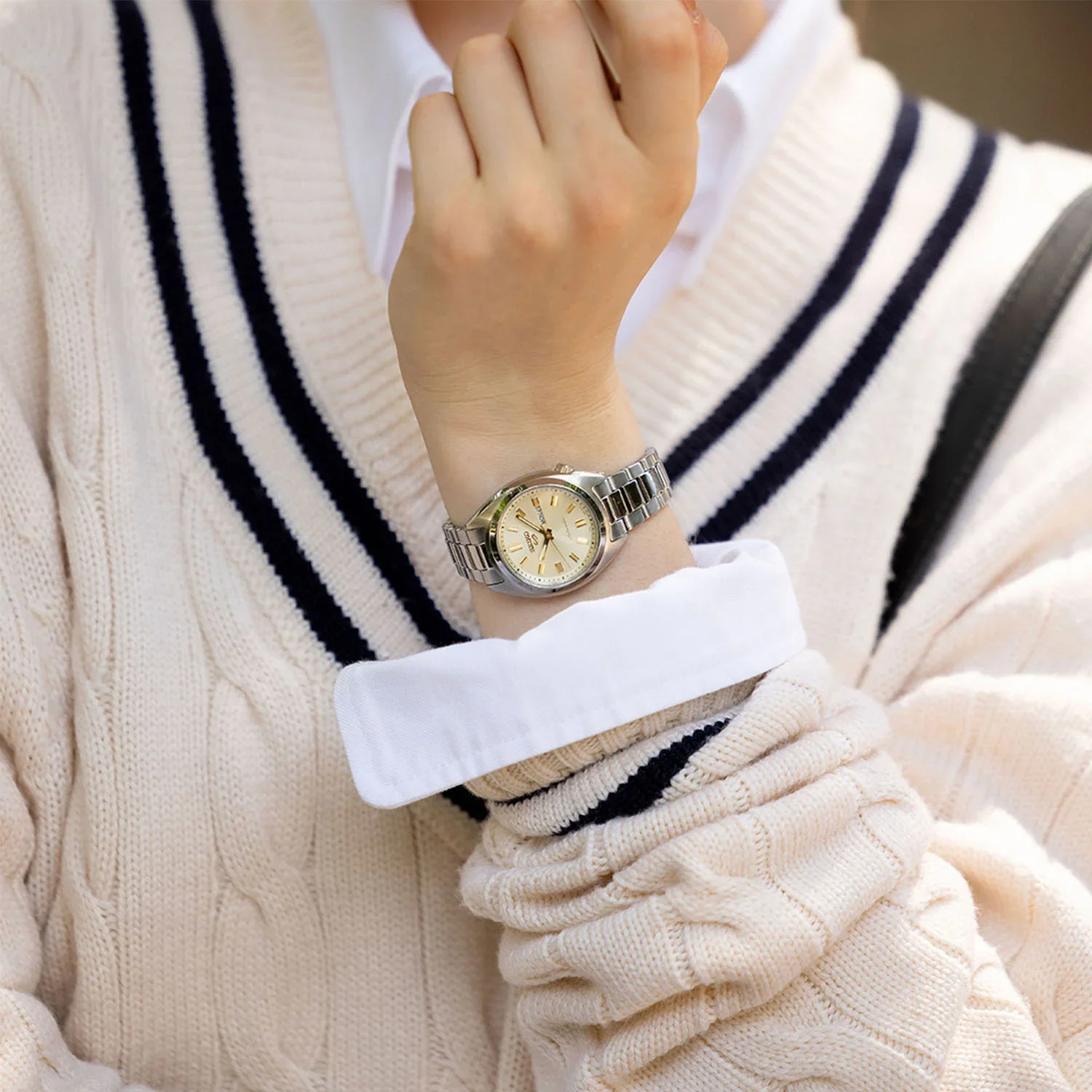 SEIKO 5 SPORTS SRE023K1 SNXS SERIES AUTOMATIC WOMEN WATCH - Image 4