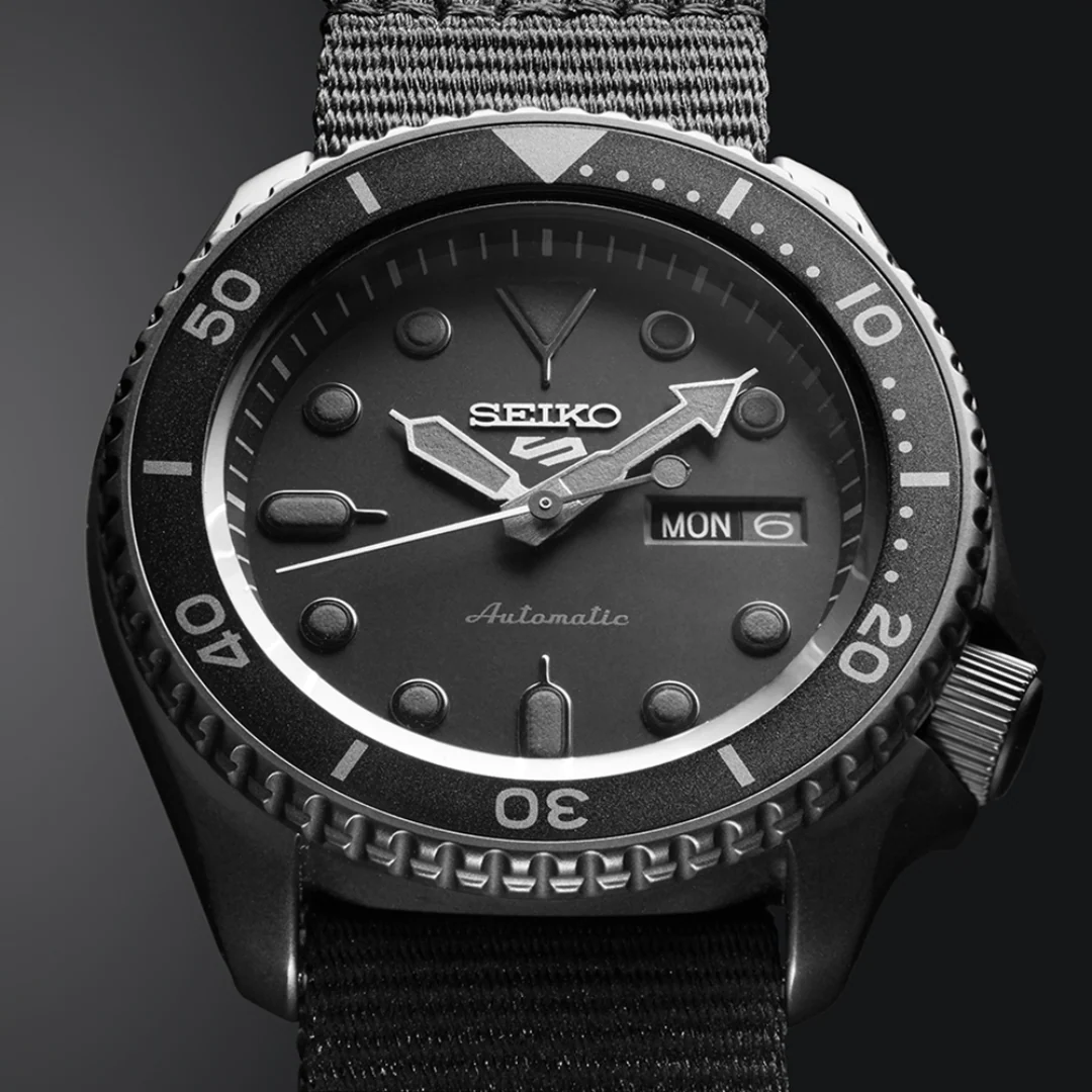 SEIKO 5 SPORTS SRPD79K1 AUTOMATIC STEALTH BLACK MEN WATCH - Image 4