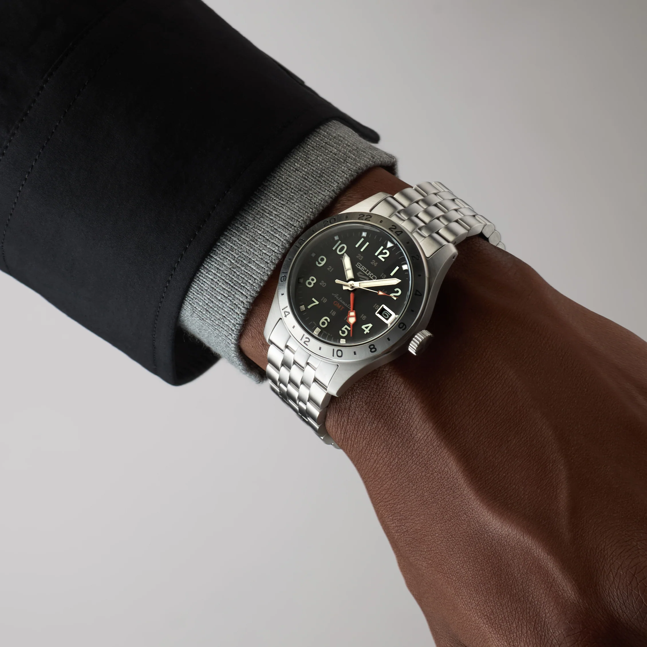 SEIKO 5 SPORTS SSK023K1 FIELD DEPLOY MECHANICAL GMT MEN WATCH - Image 9