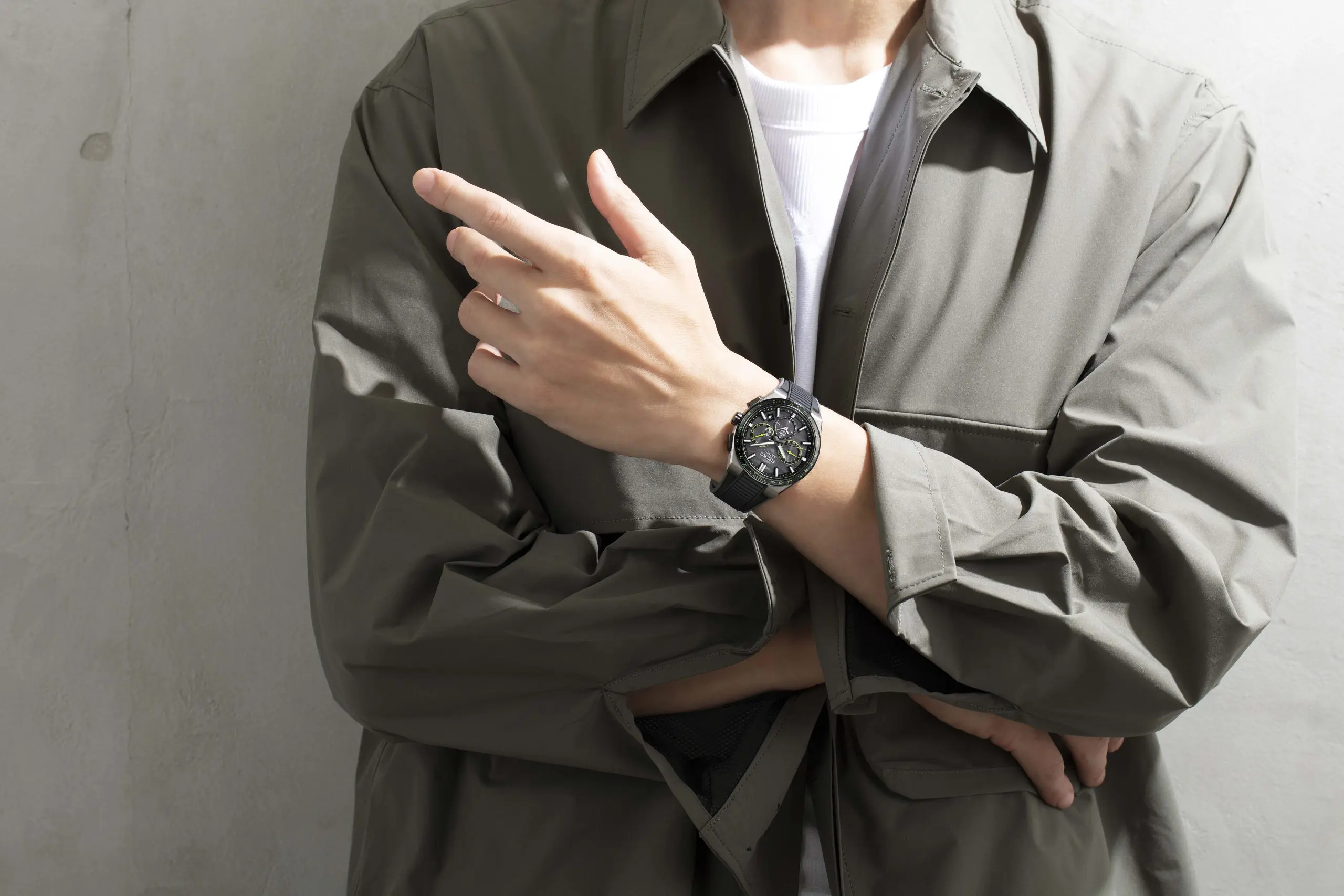 SEIKO ASTRON SSH139J1 CYBER YELLOW GPS SOLAR 5X DUAL TIME LIMITED EDITION MEN WATCH - Image 8